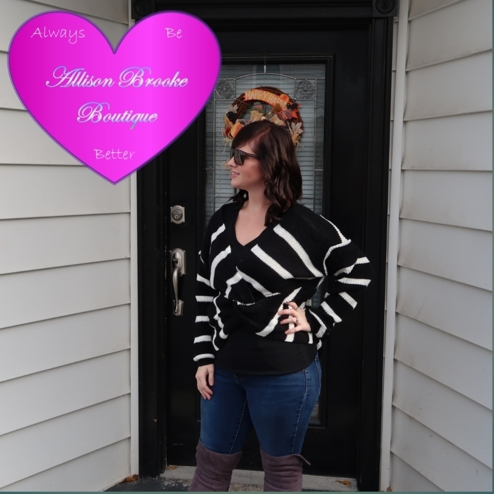 Black White Striped Twist Back Sweater Boutique Oversized Knit S/M NWT - Picture 4 of 6